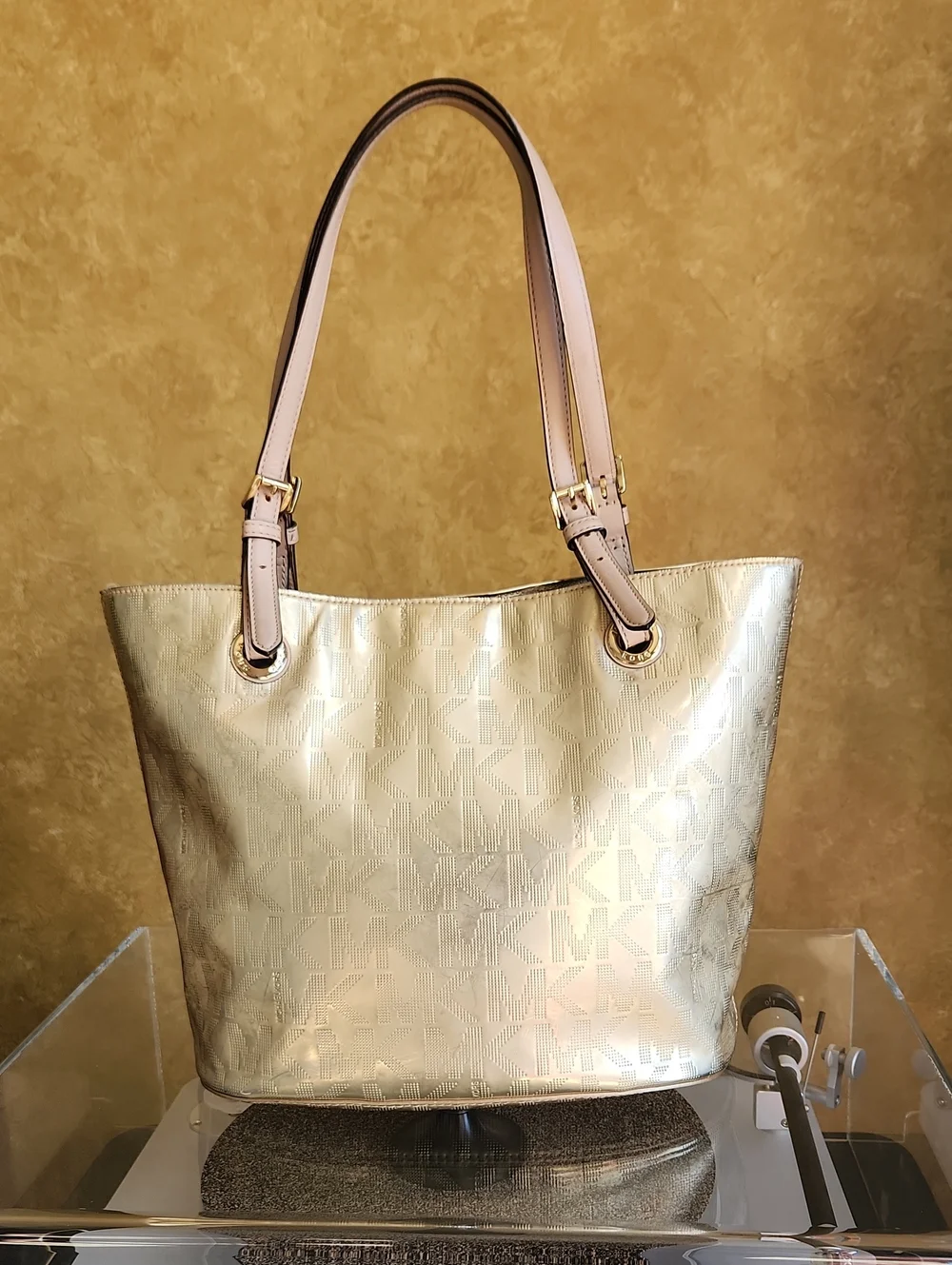 Michael KORS Metallic Gold Tote Handbag with Light Tan Straps